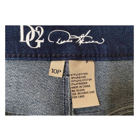 DG2 by Diane Gilman Stretch Denim Straight Leg Jeans Size 10P NWT - Picture 5 of 7